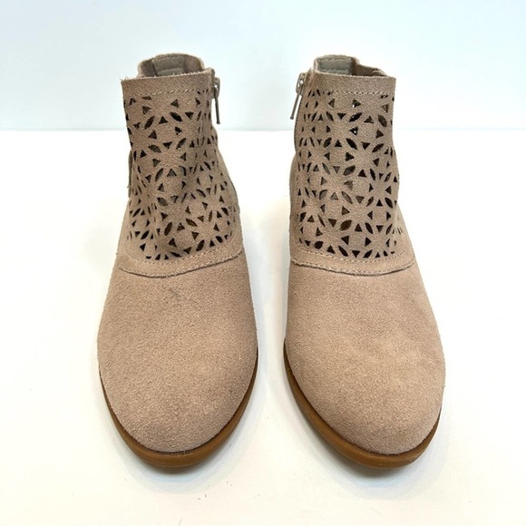 Baretraps Garin Ankle Boot Bootie Tan Suede Leather,  Size 6.5 - Picture 5 of 9